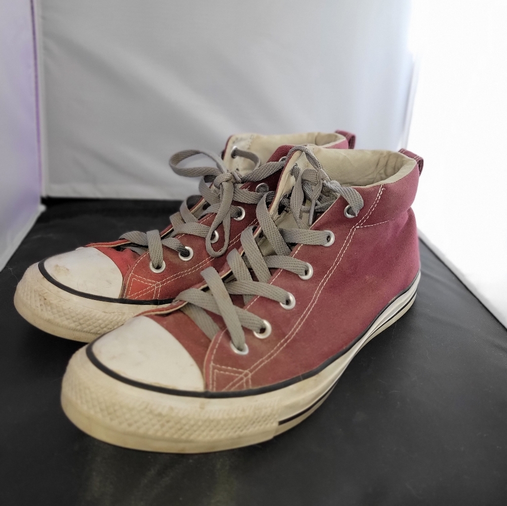 Red Converse Size 10